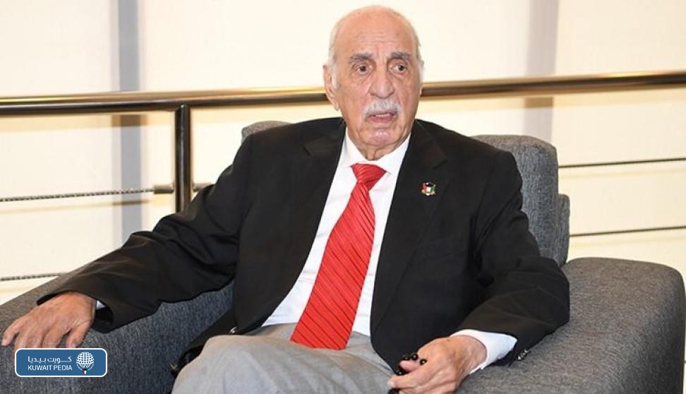 كم عمر محمد السنعوسي الحقيقي