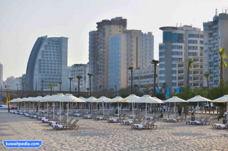 متى يفتح موقع شاطئ البلاجات في الكويت